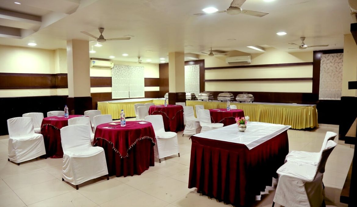 hotel and party hall at Kanpur