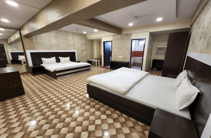 hotel family rooms in kanpur