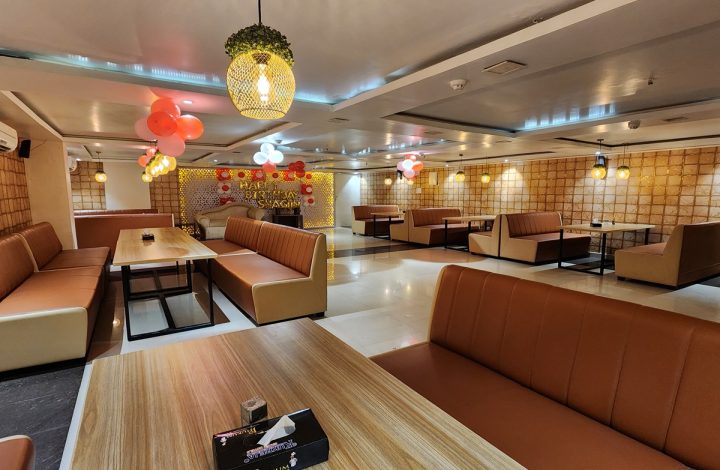 restaurant hotel royale in kanpur